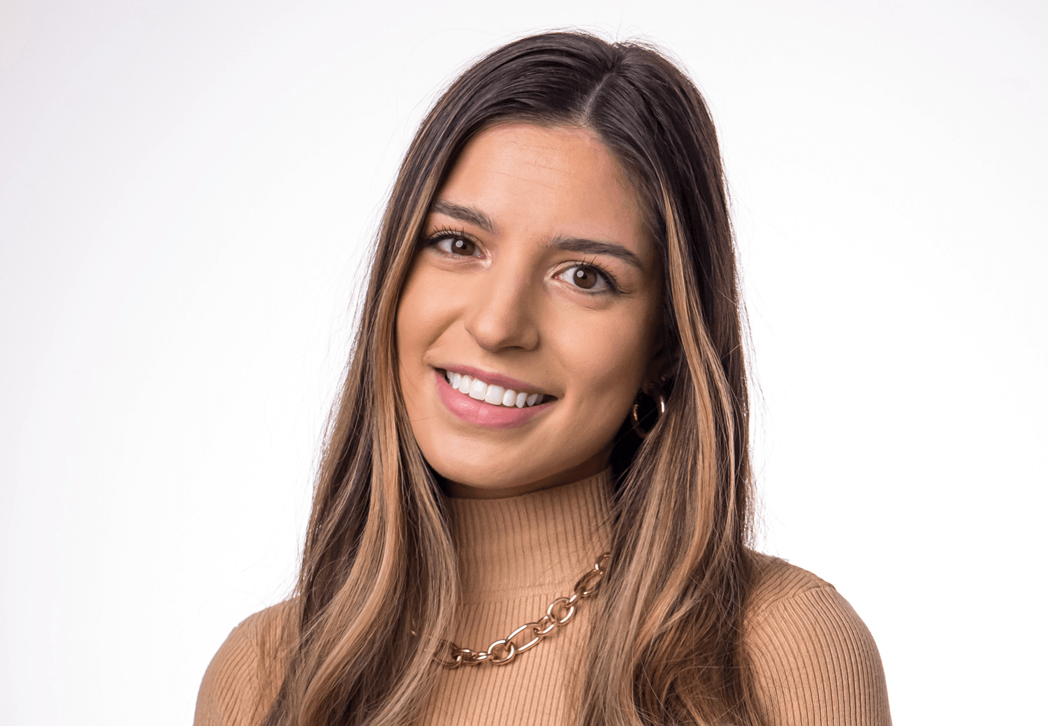GiannaCifalde_Headshot_Thumb