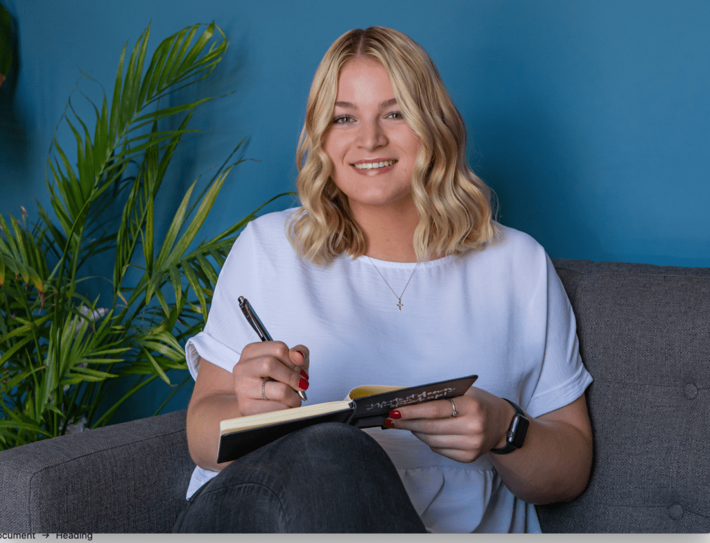 A Day in the Life of an 898 Marketing Intern 1